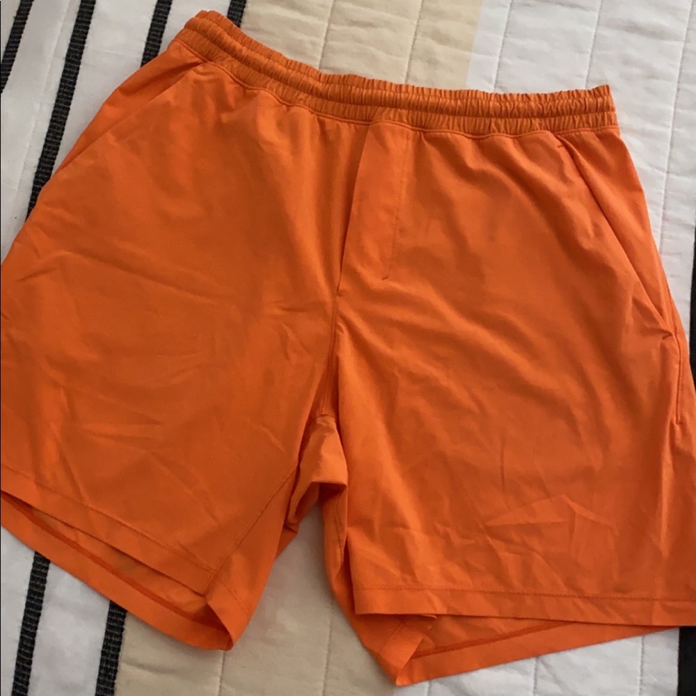 Men’s Lululemon shorts size L